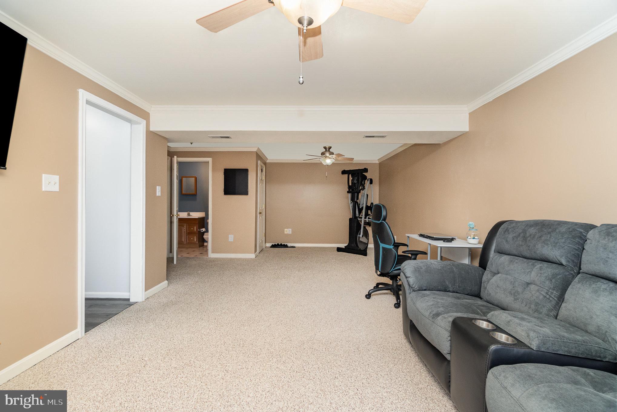 ORCHARD HILLS - Residential