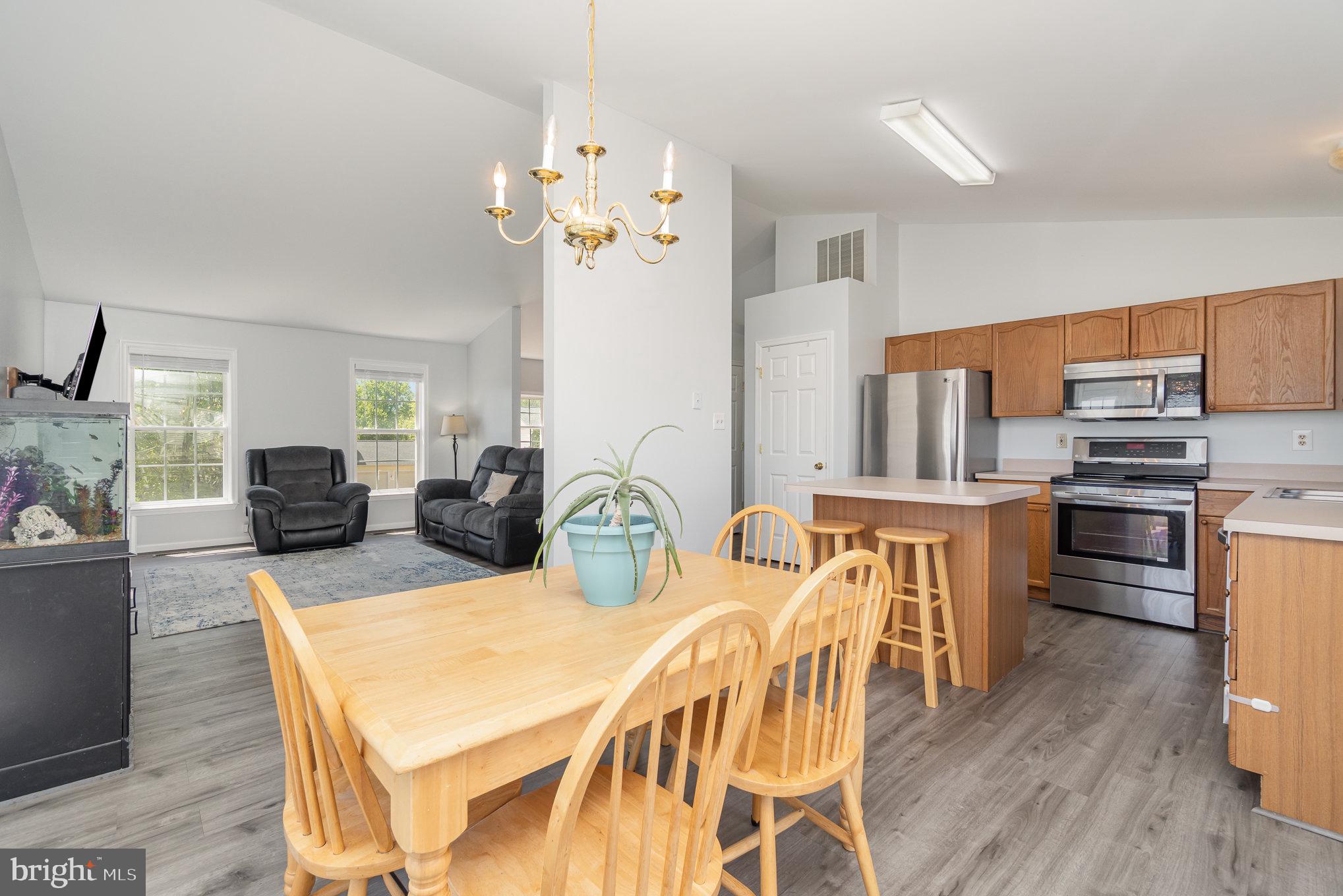 ORCHARD HILLS - Residential