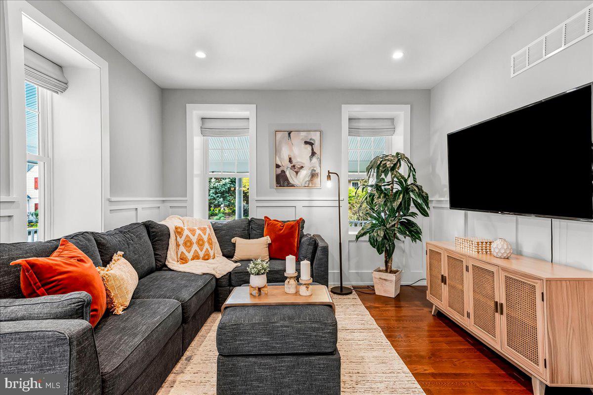 NARBERTH - Residential