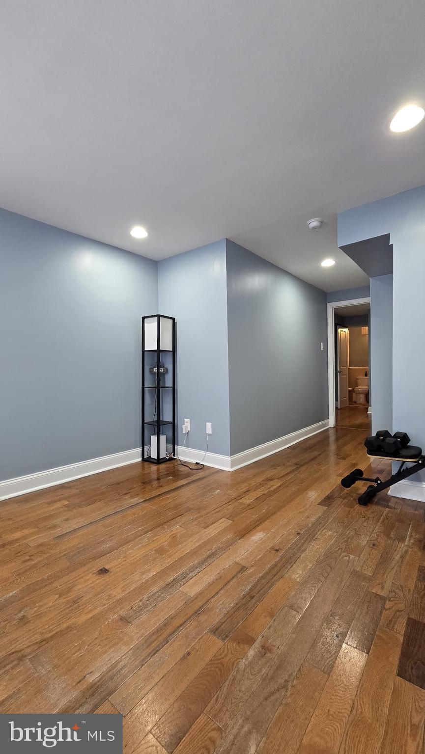 LUDLOW - Residential