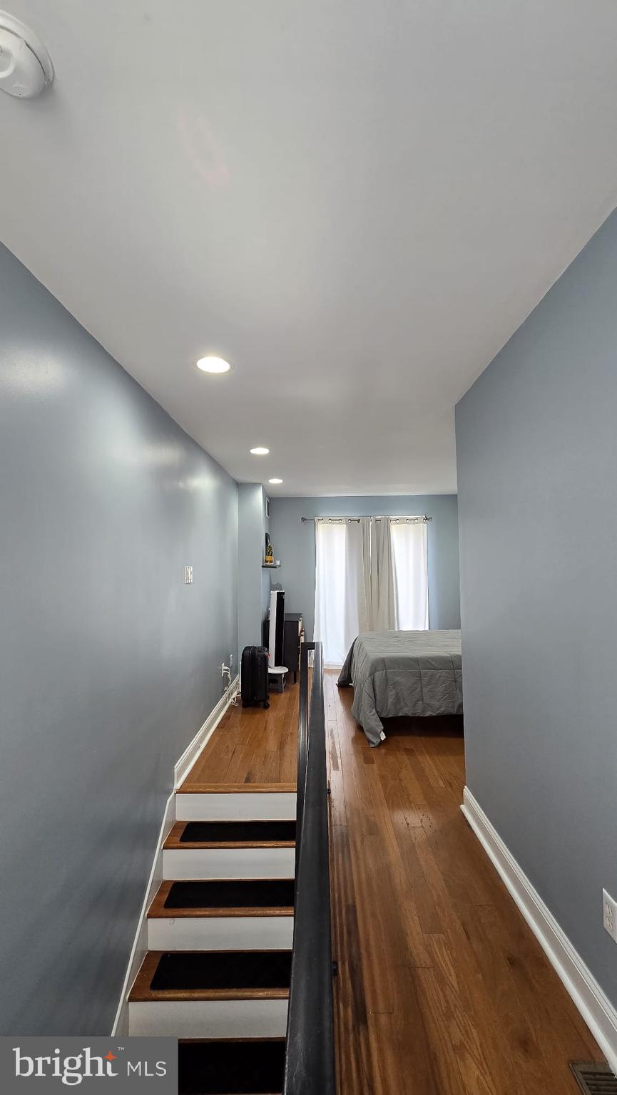 LUDLOW - Residential