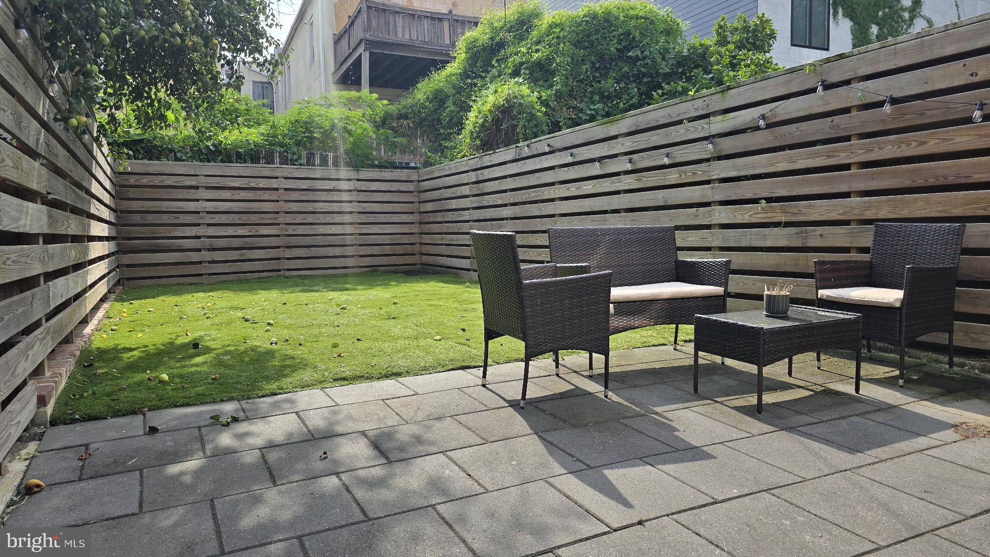 LUDLOW - Residential