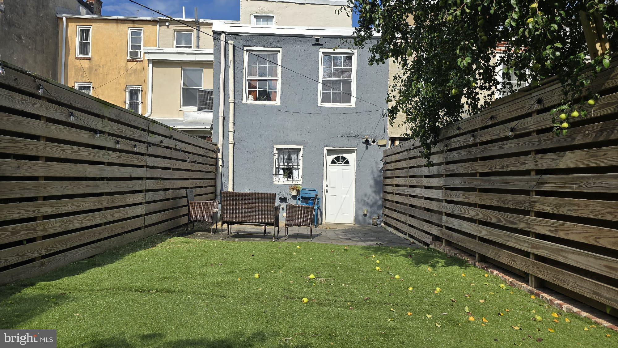 LUDLOW - Residential