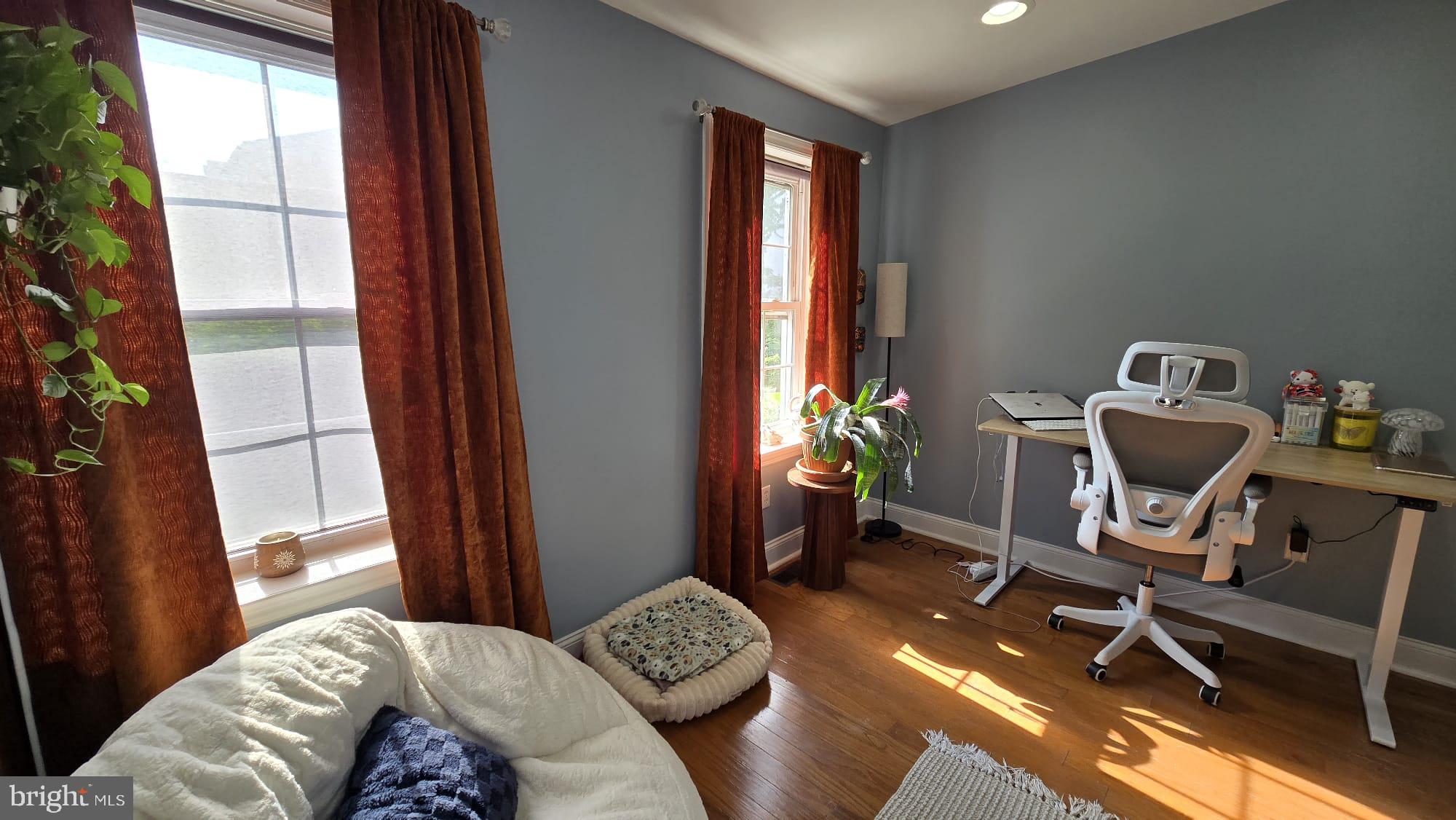 LUDLOW - Residential