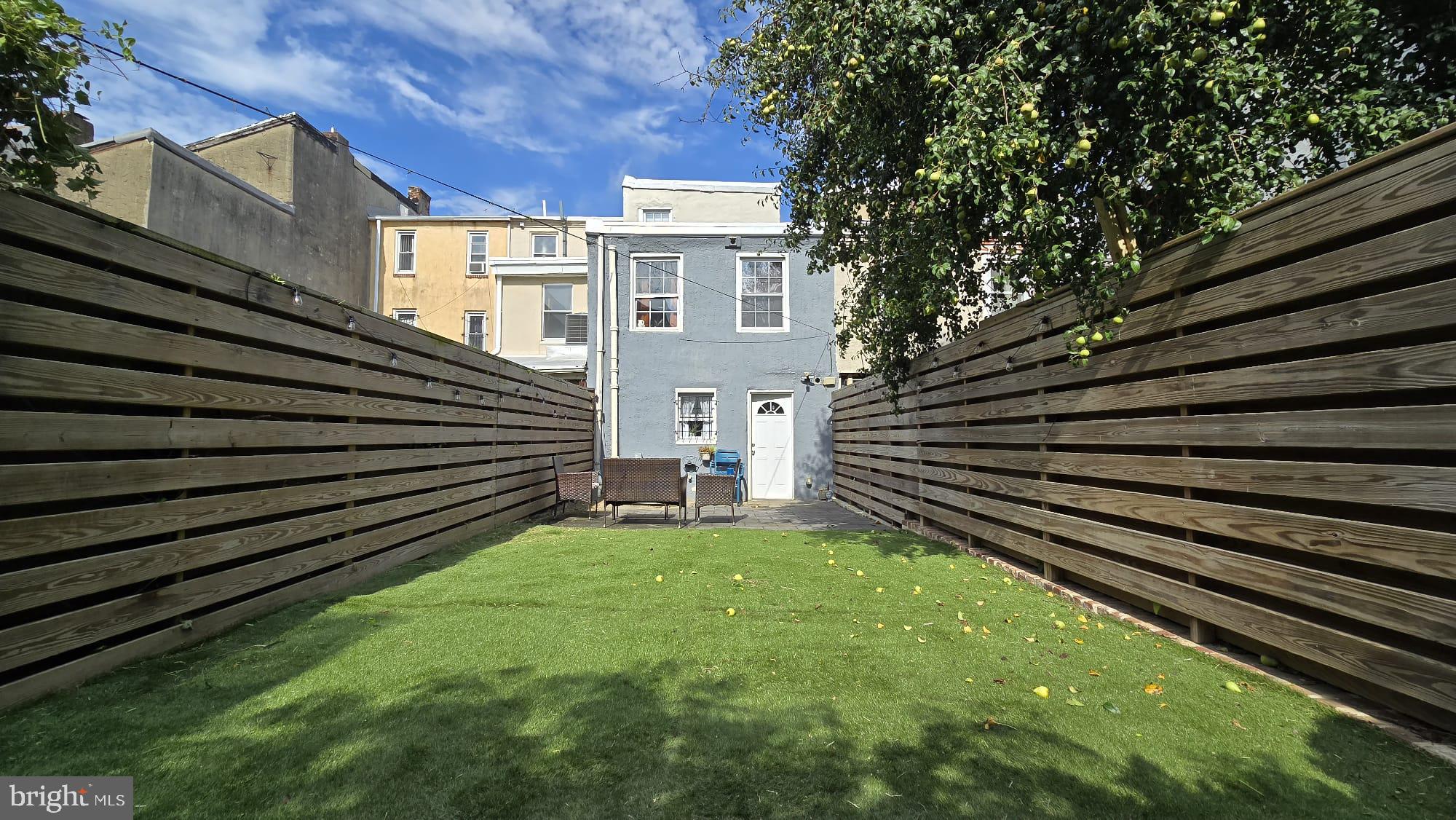 LUDLOW - Residential