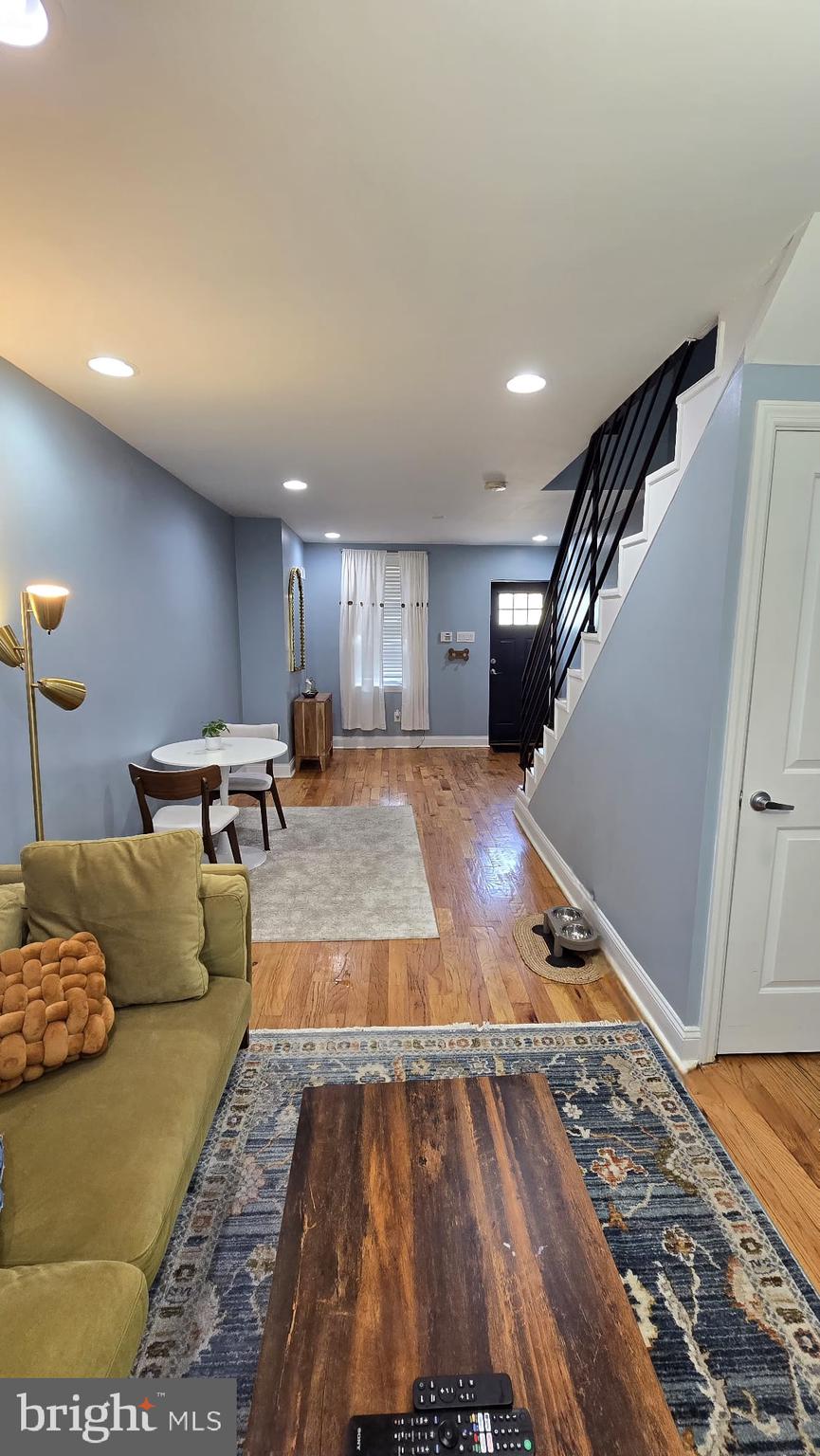 LUDLOW - Residential