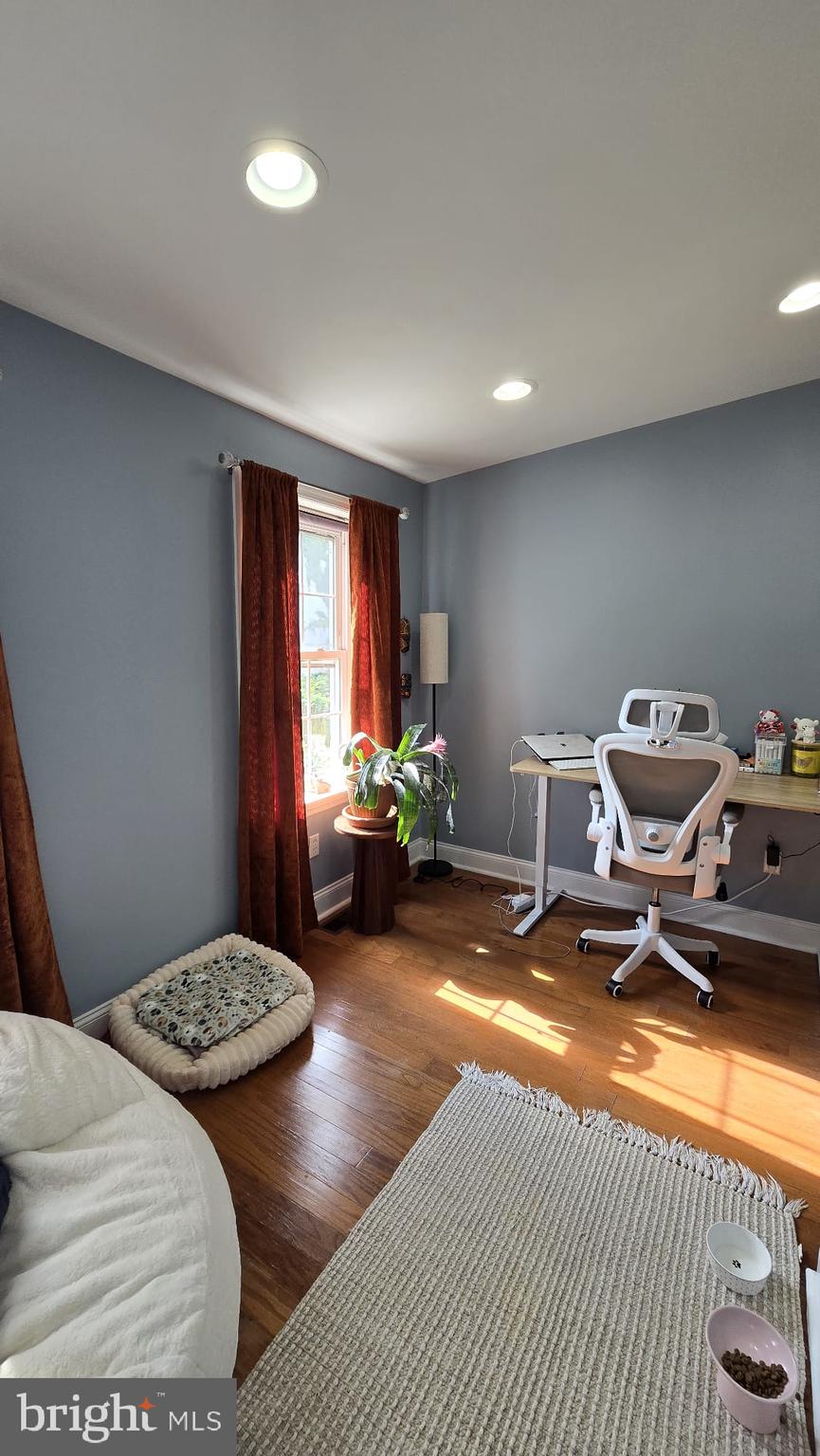 LUDLOW - Residential