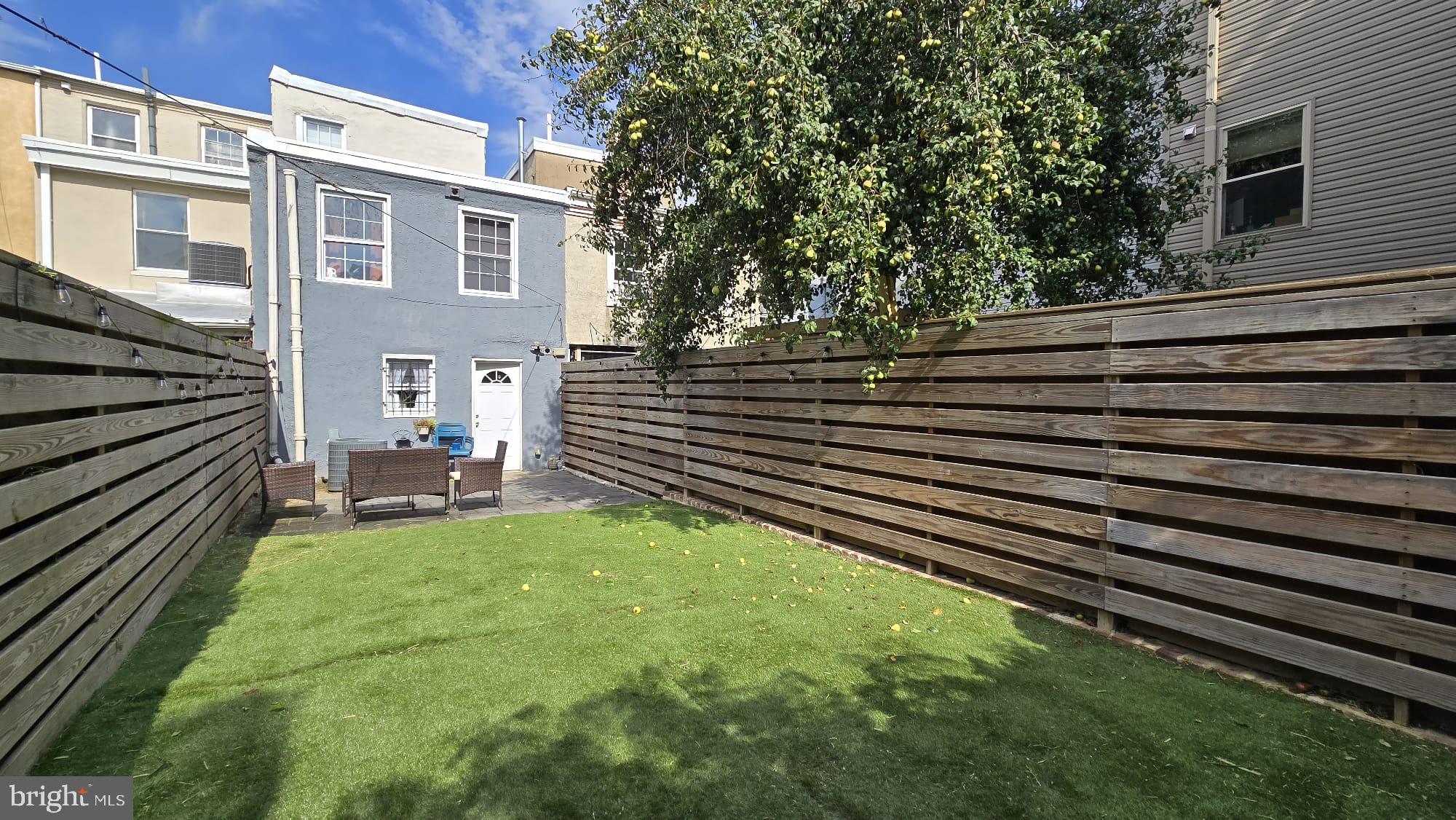 LUDLOW - Residential