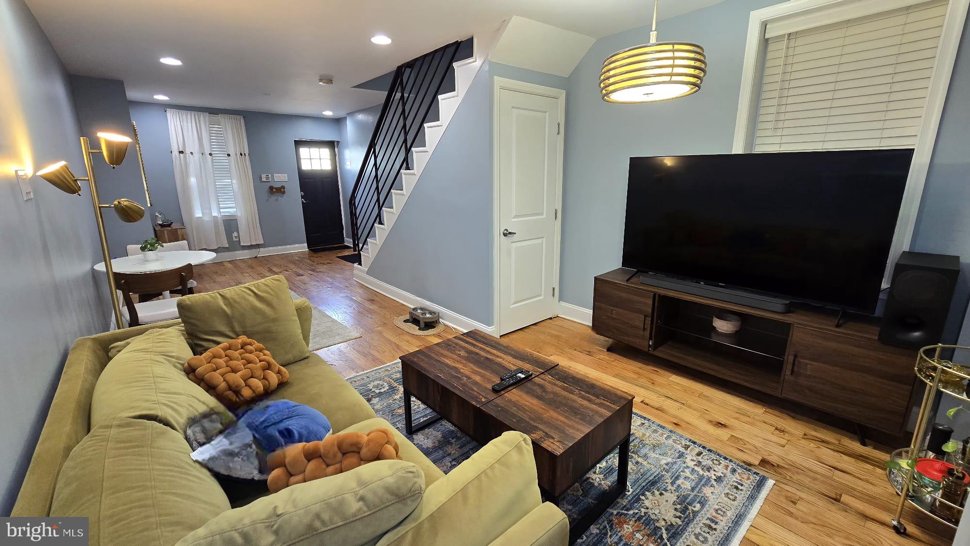 LUDLOW - Residential