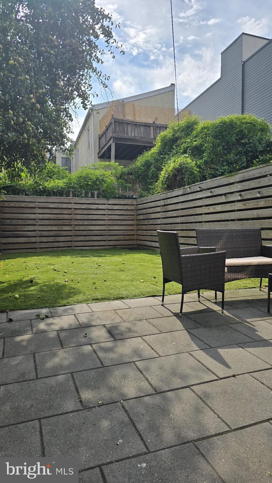 LUDLOW - Residential