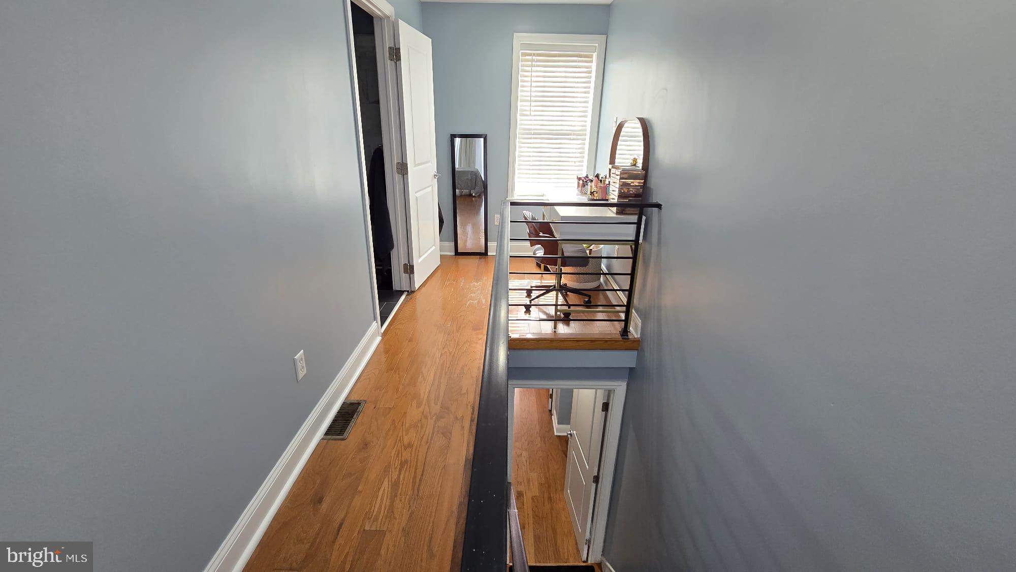 LUDLOW - Residential