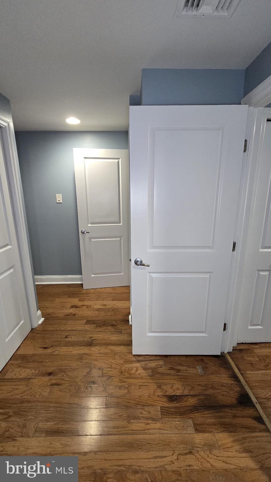 LUDLOW - Residential