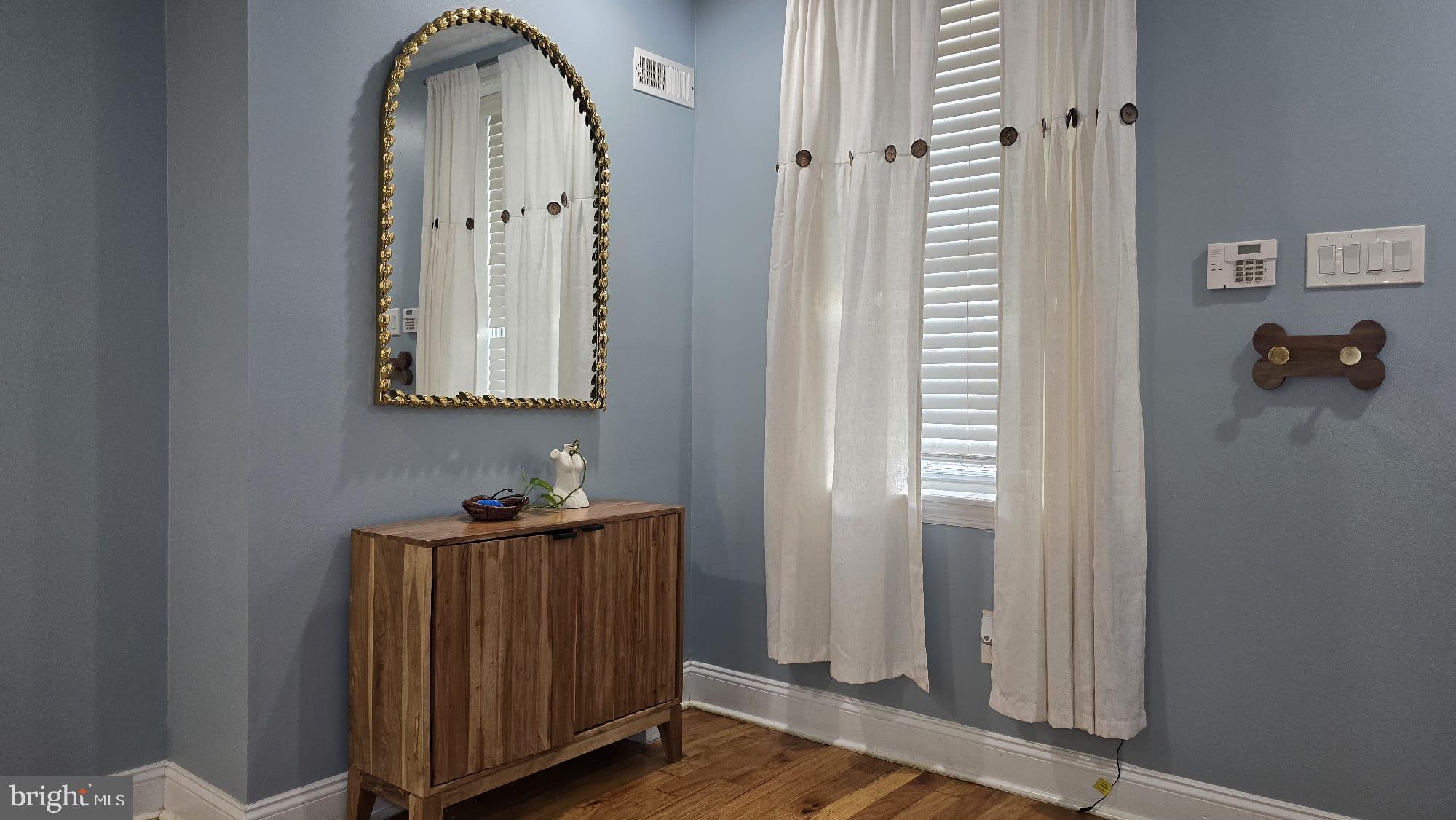 LUDLOW - Residential