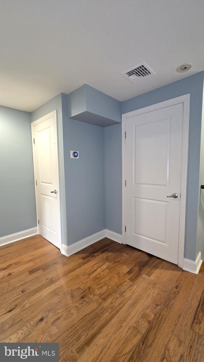 LUDLOW - Residential