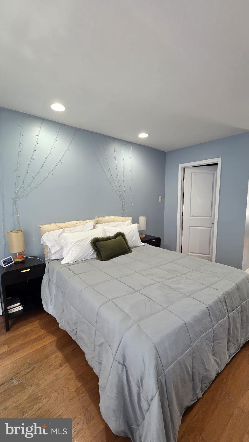 LUDLOW - Residential