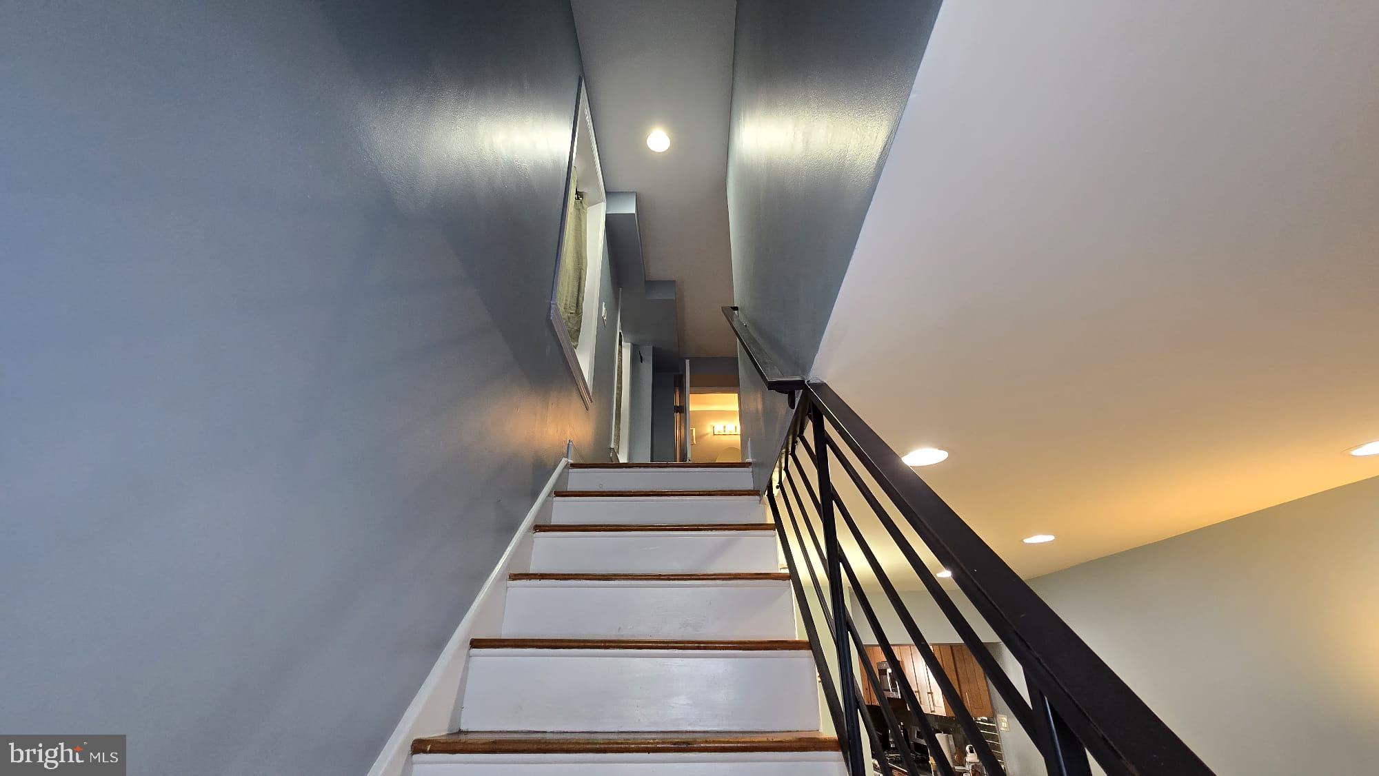 LUDLOW - Residential