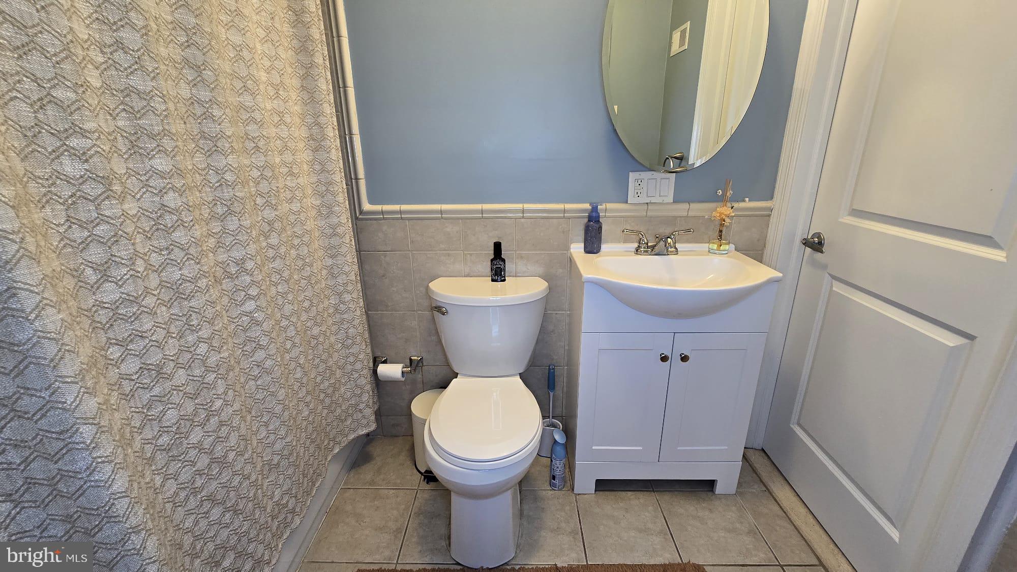 LUDLOW - Residential