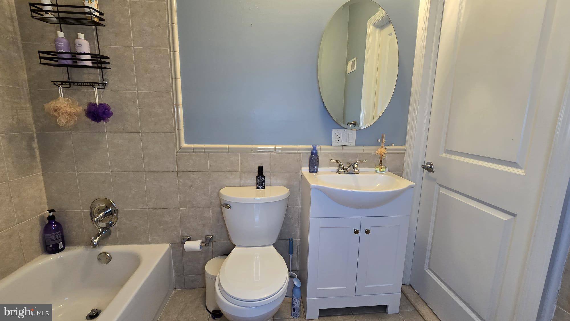 LUDLOW - Residential