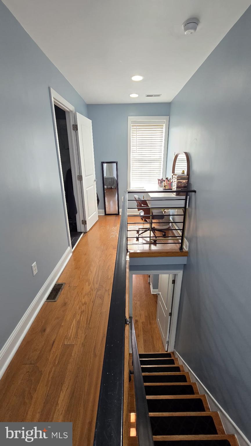 LUDLOW - Residential