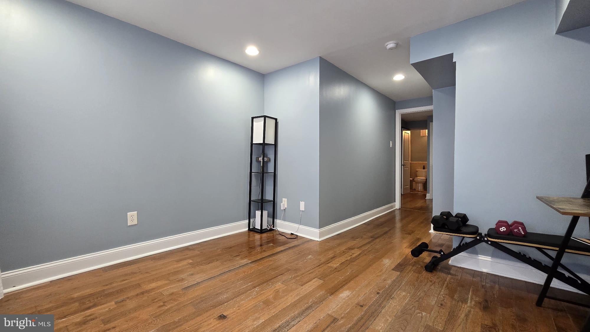 LUDLOW - Residential