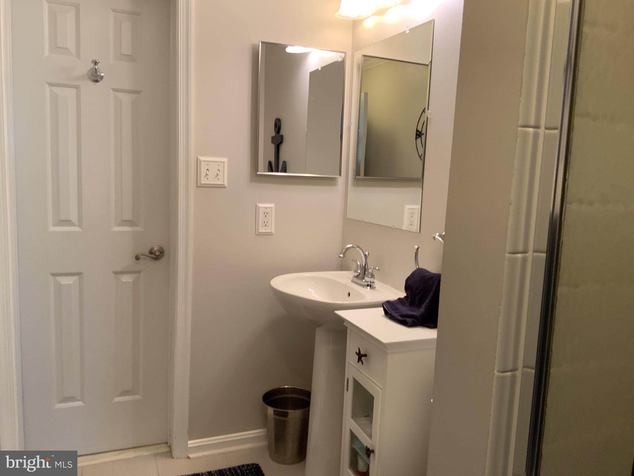 CROFTON FARMS - Residential