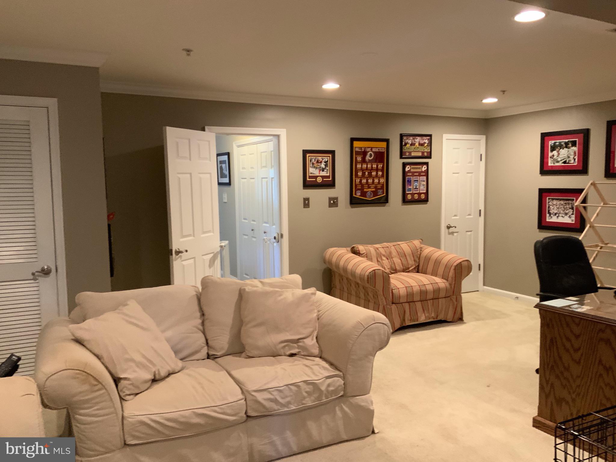 CROFTON FARMS - Residential