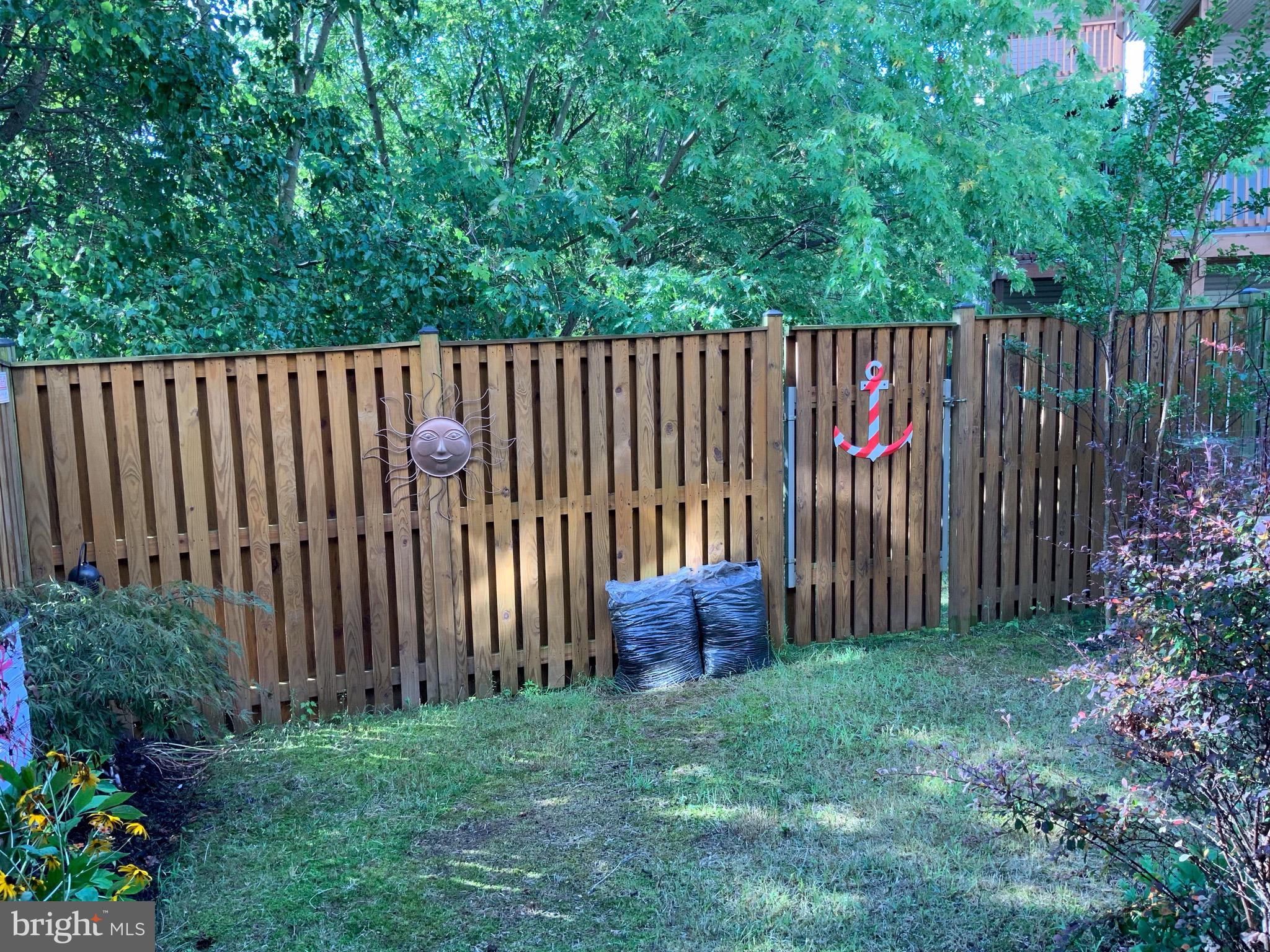 CROFTON FARMS - Residential