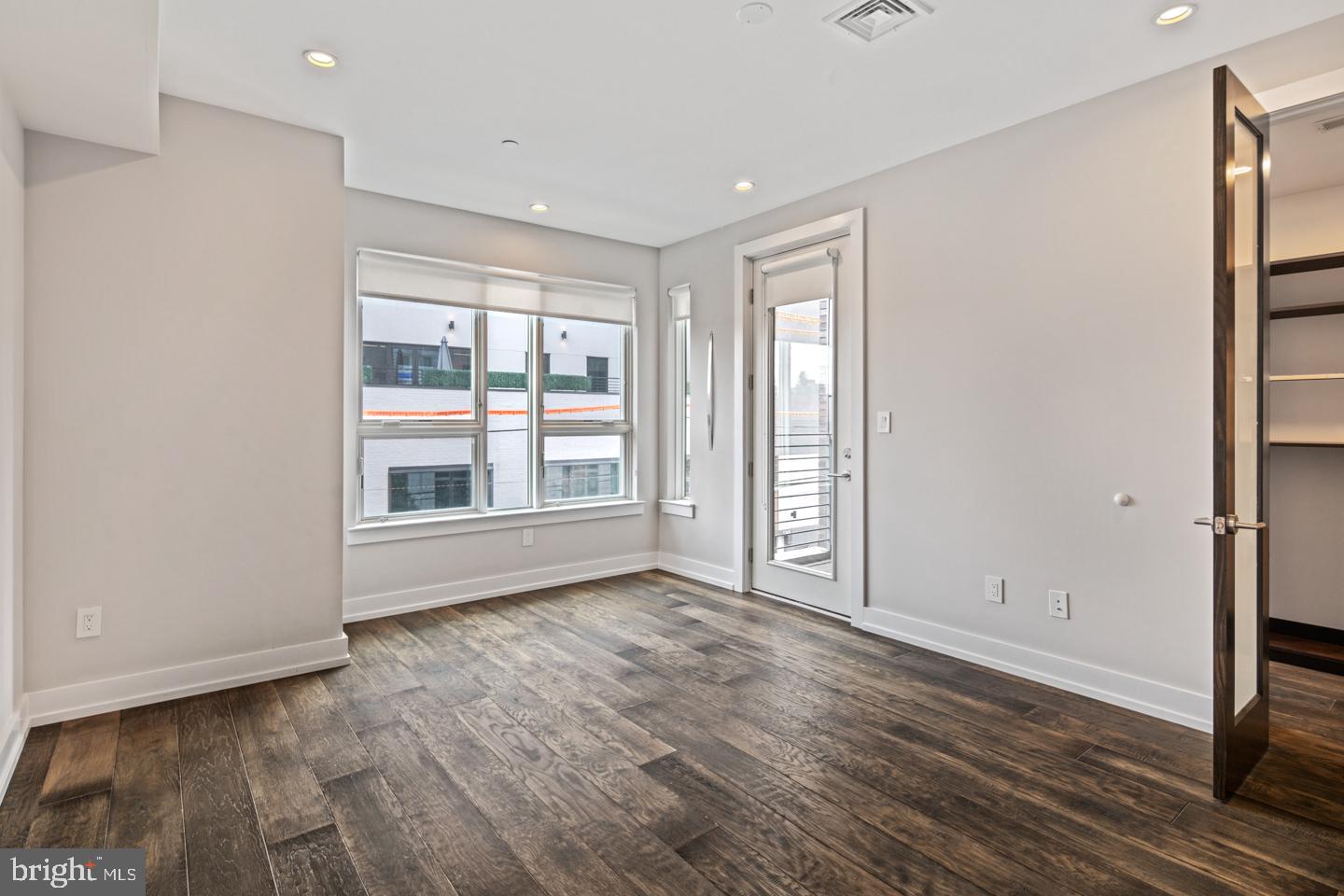 BELLA VISTA - Residential