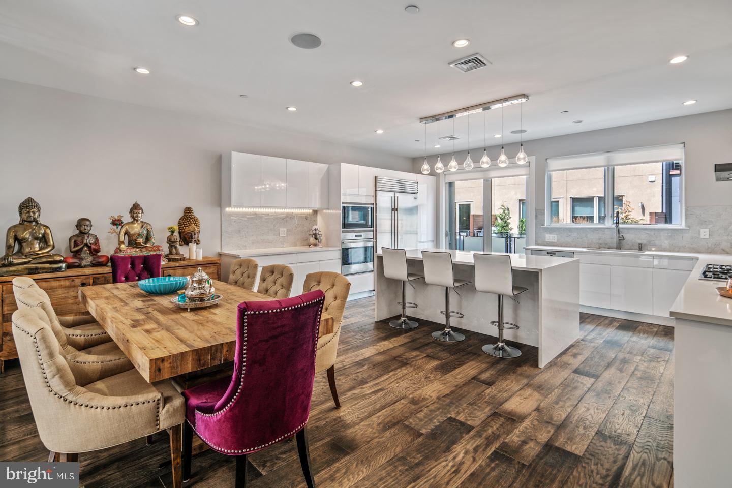 BELLA VISTA - Residential