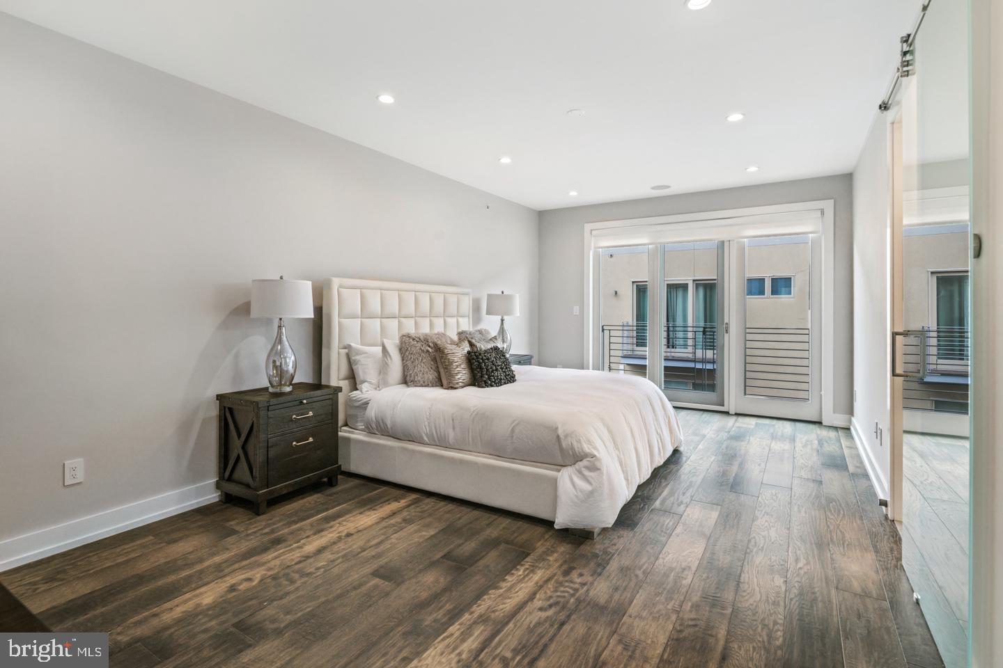 BELLA VISTA - Residential