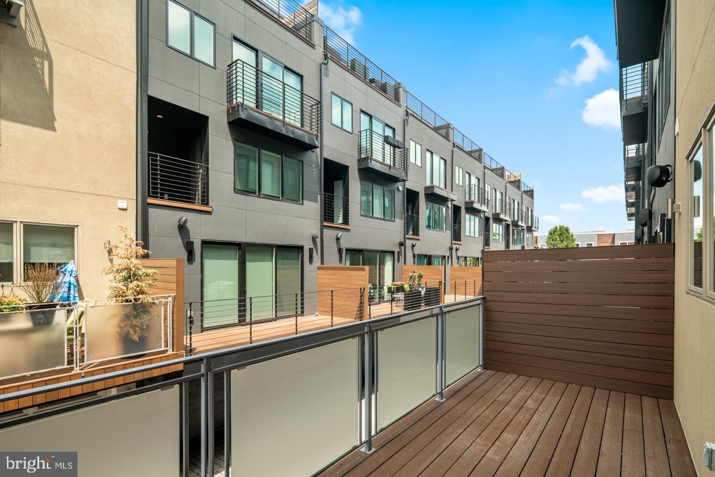 BELLA VISTA - Residential