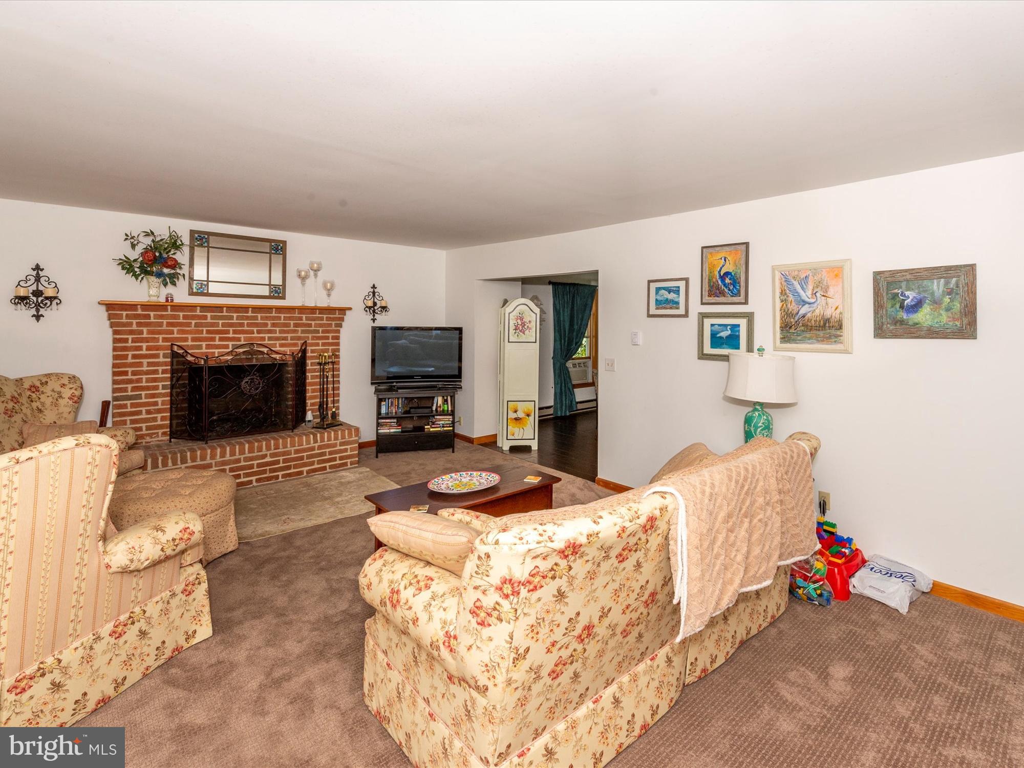 LAKE WYNONAH - Residential Lease