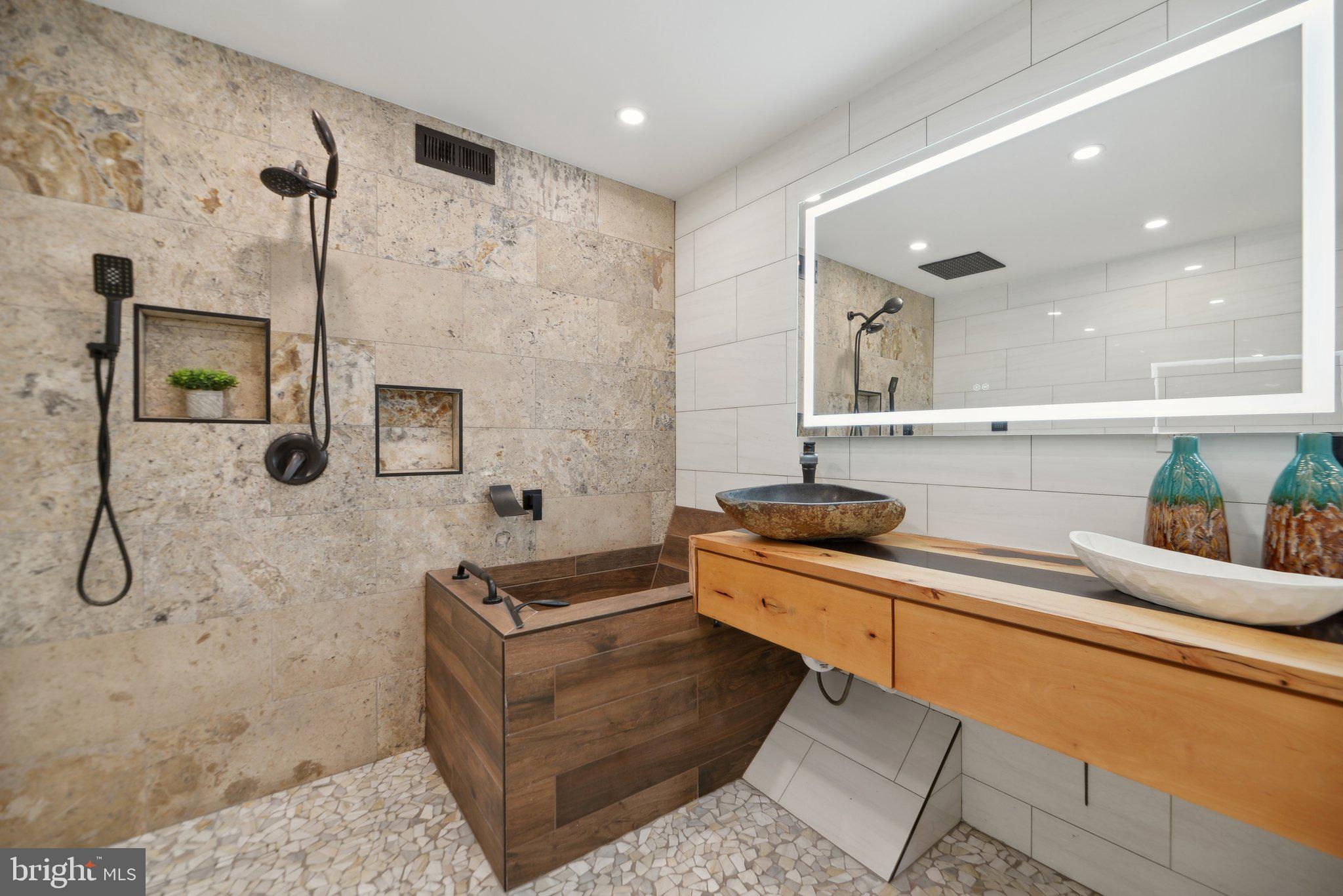 GREAT OAK - Residential