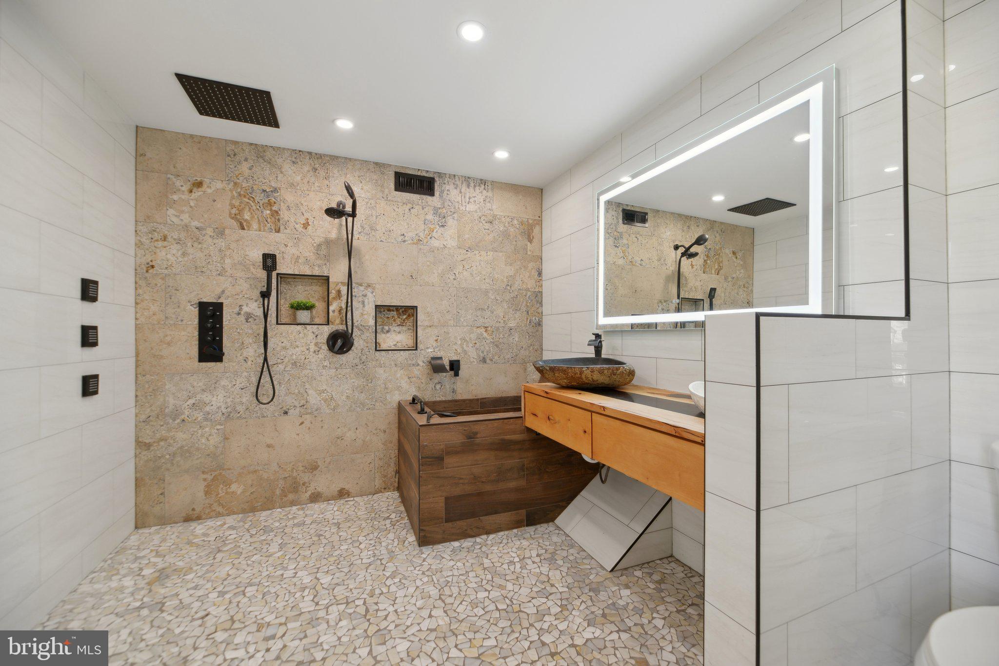 GREAT OAK - Residential