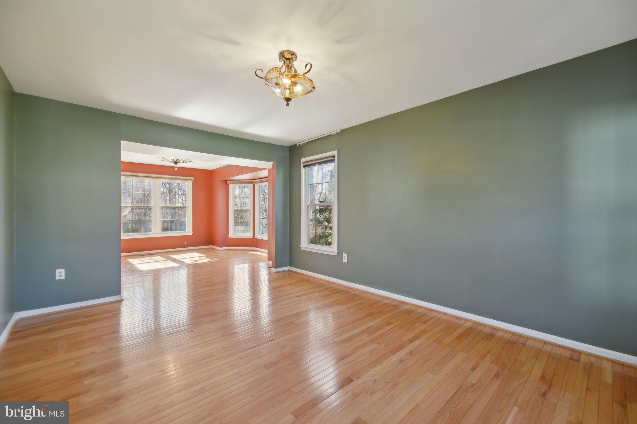 GREAT OAK - Residential