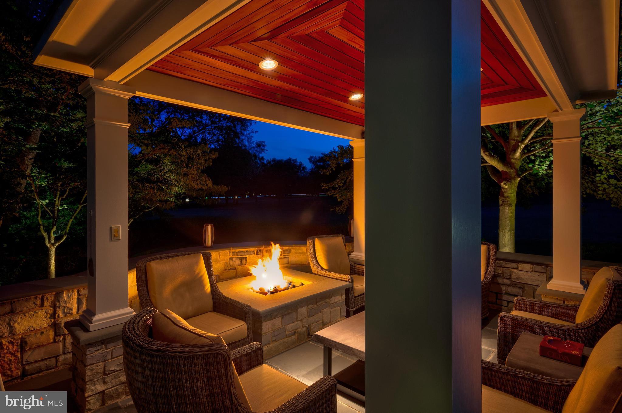 FOUNTAIN HEAD - Residential