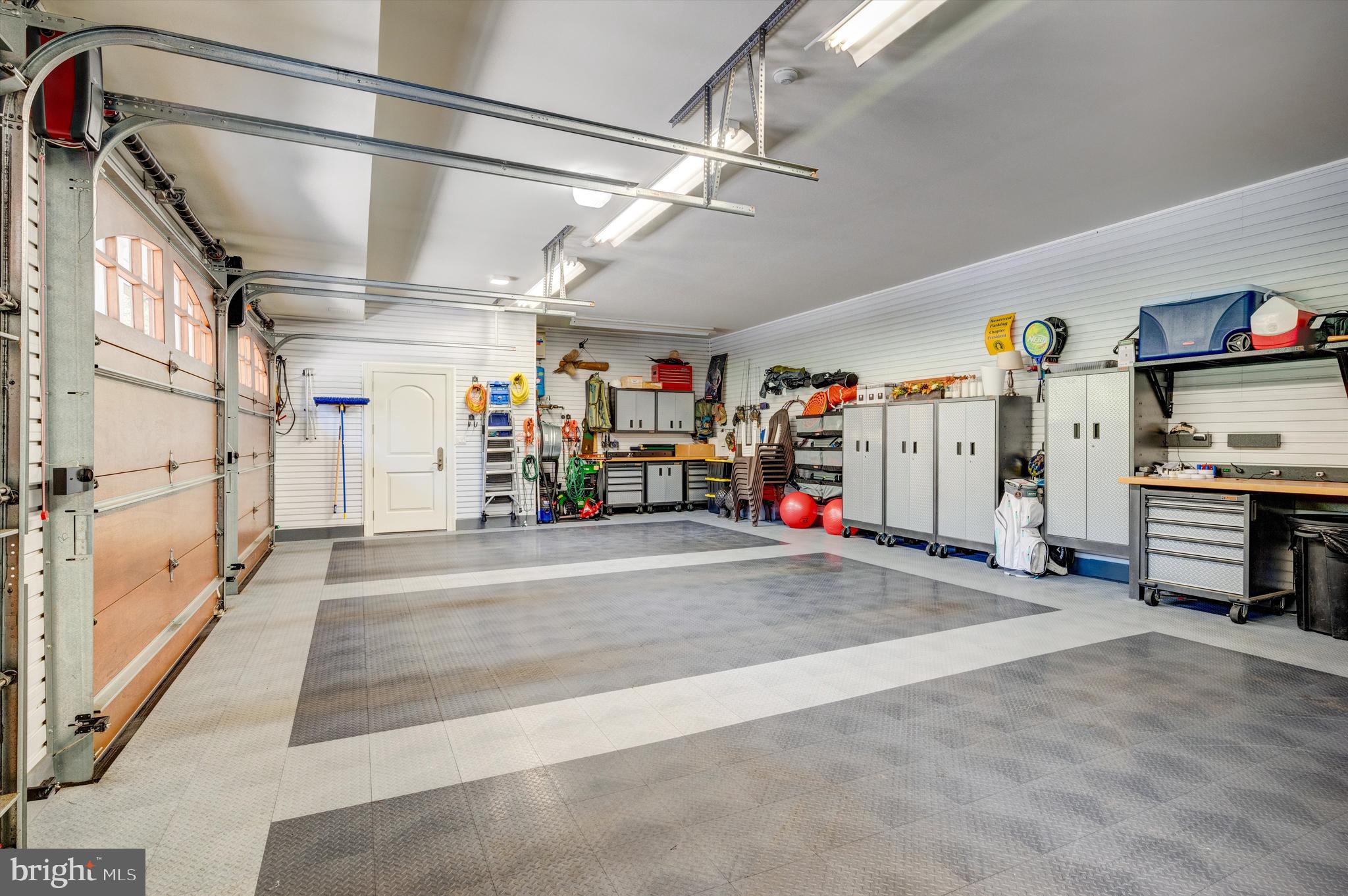 FOUNTAIN HEAD - Residential