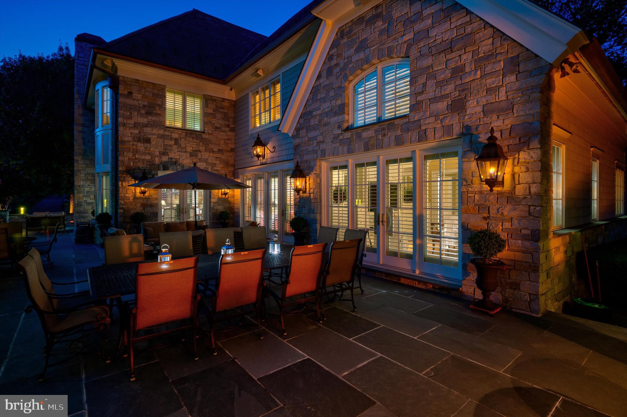 FOUNTAIN HEAD - Residential