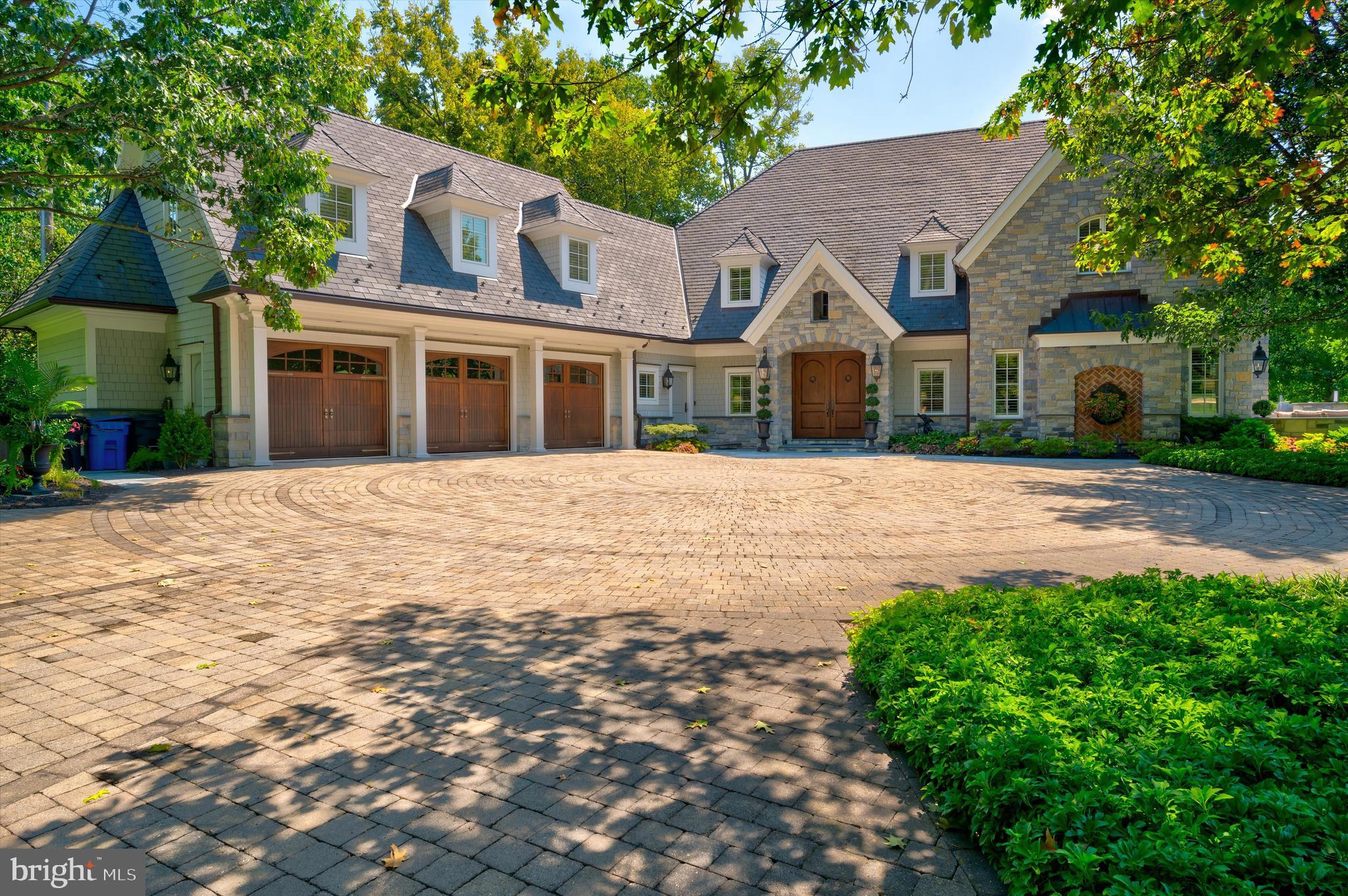 FOUNTAIN HEAD - Residential