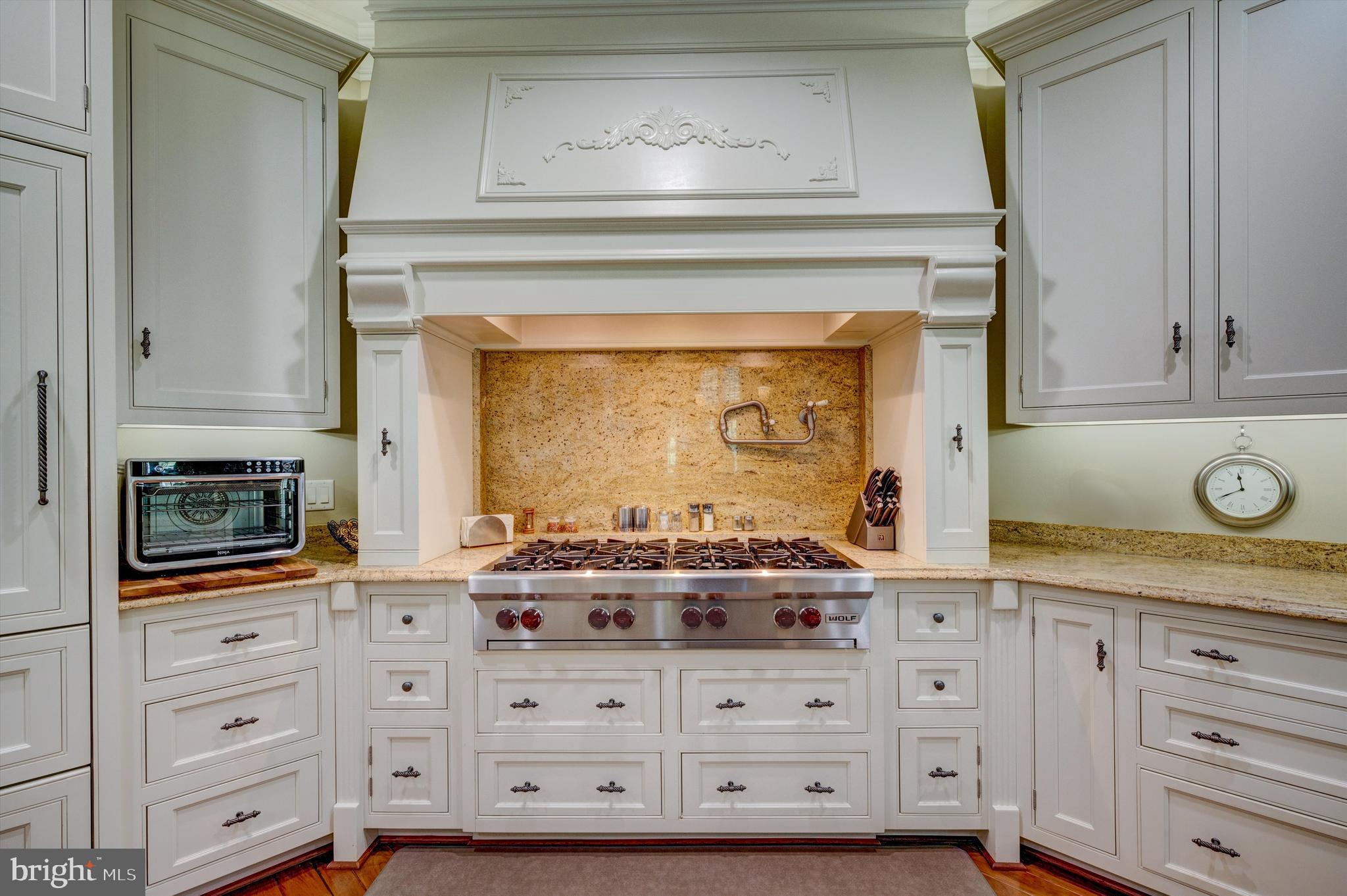 FOUNTAIN HEAD - Residential