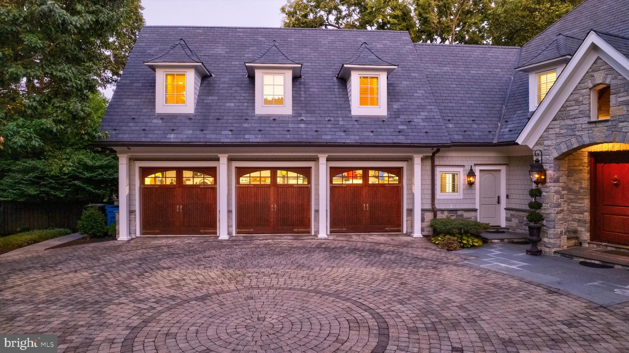 FOUNTAIN HEAD - Residential