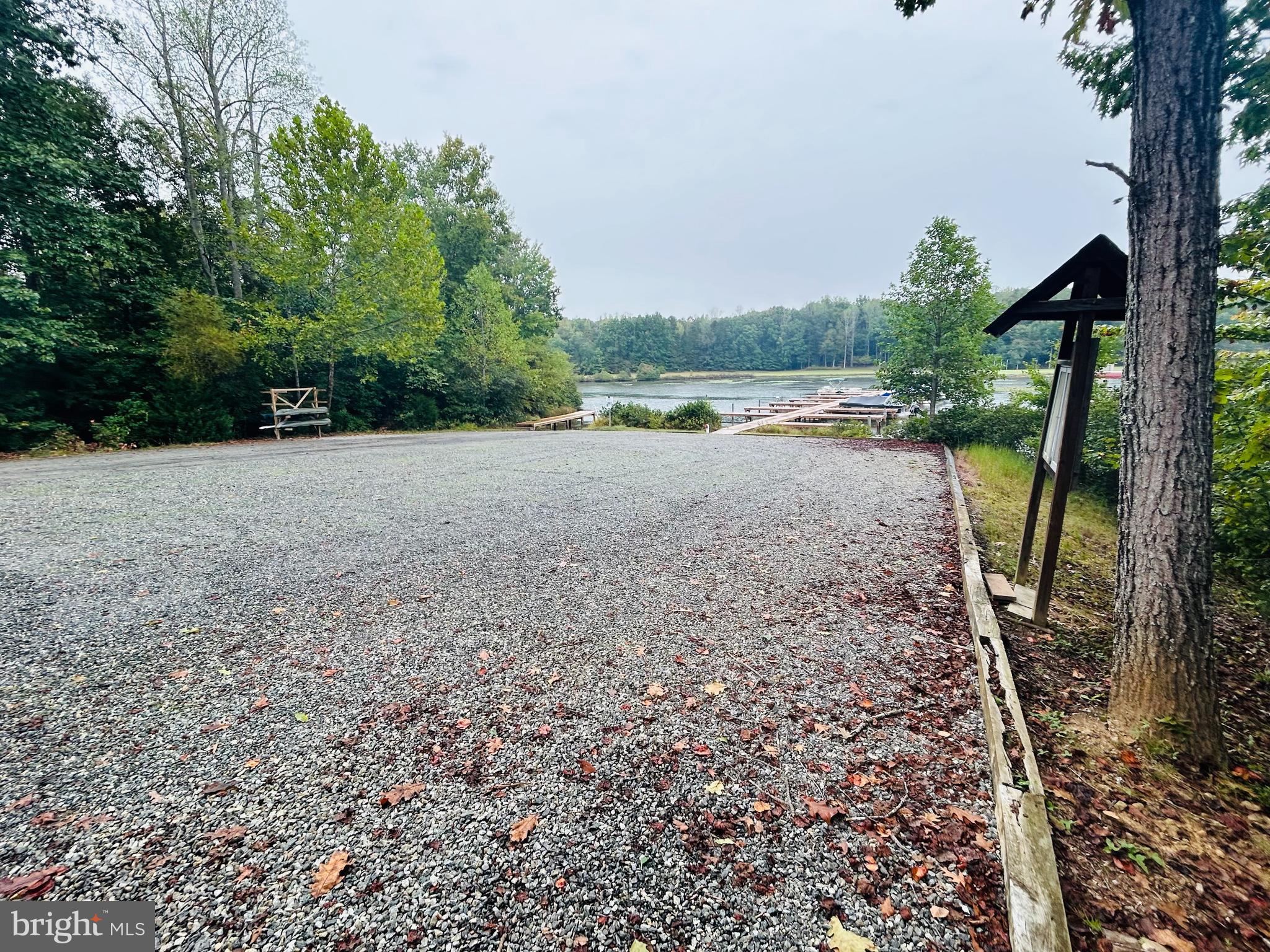 FRESHWATER ESTATES - Land