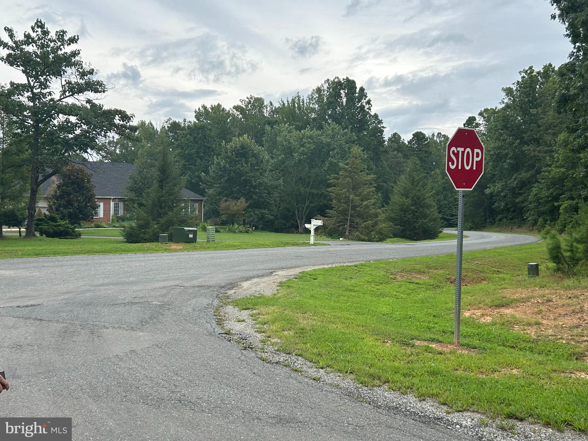 FRESHWATER ESTATES - Land