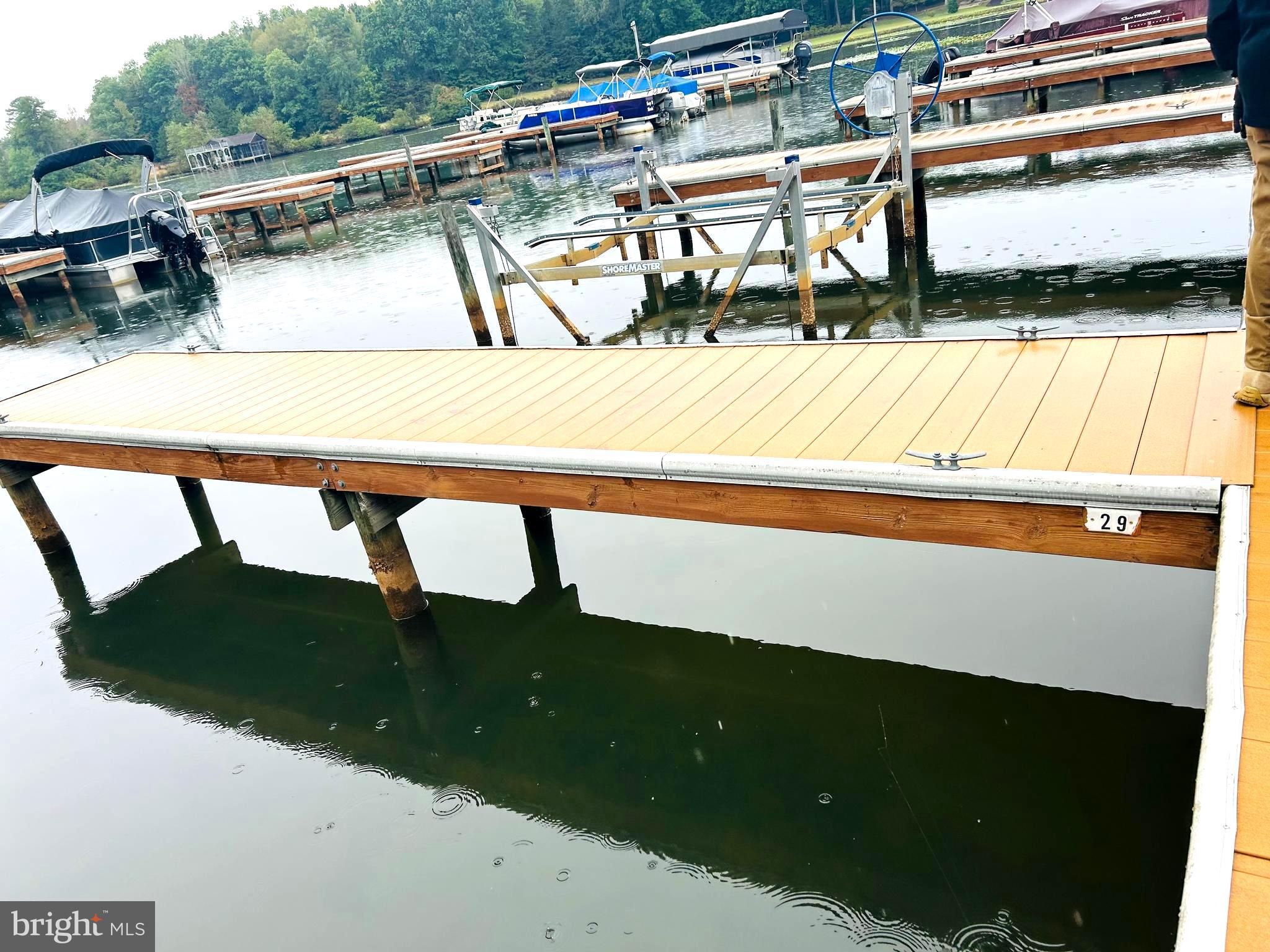 FRESHWATER ESTATES - Land