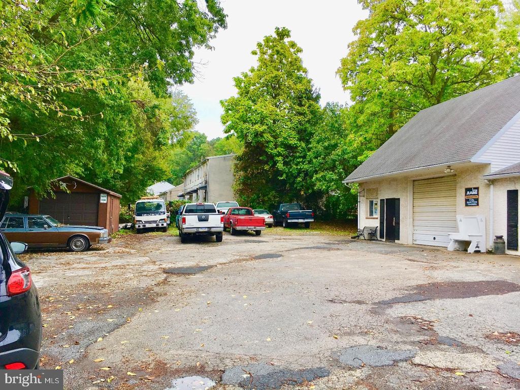 Photo of 100 Newell Street, MORTON, PA 19070 (MLS # PADE2106404)