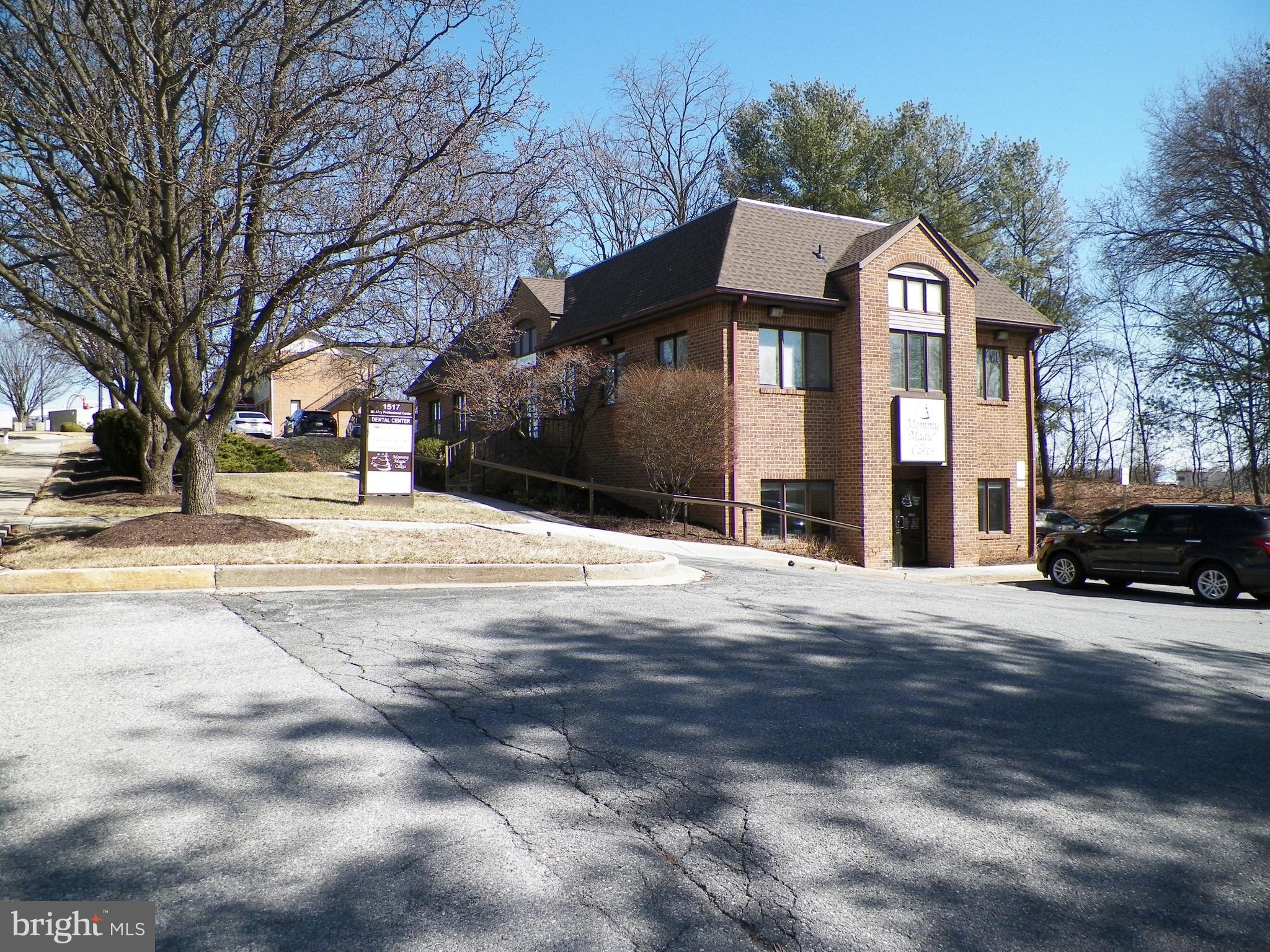 1517 RIDGESIDE DRIVE D