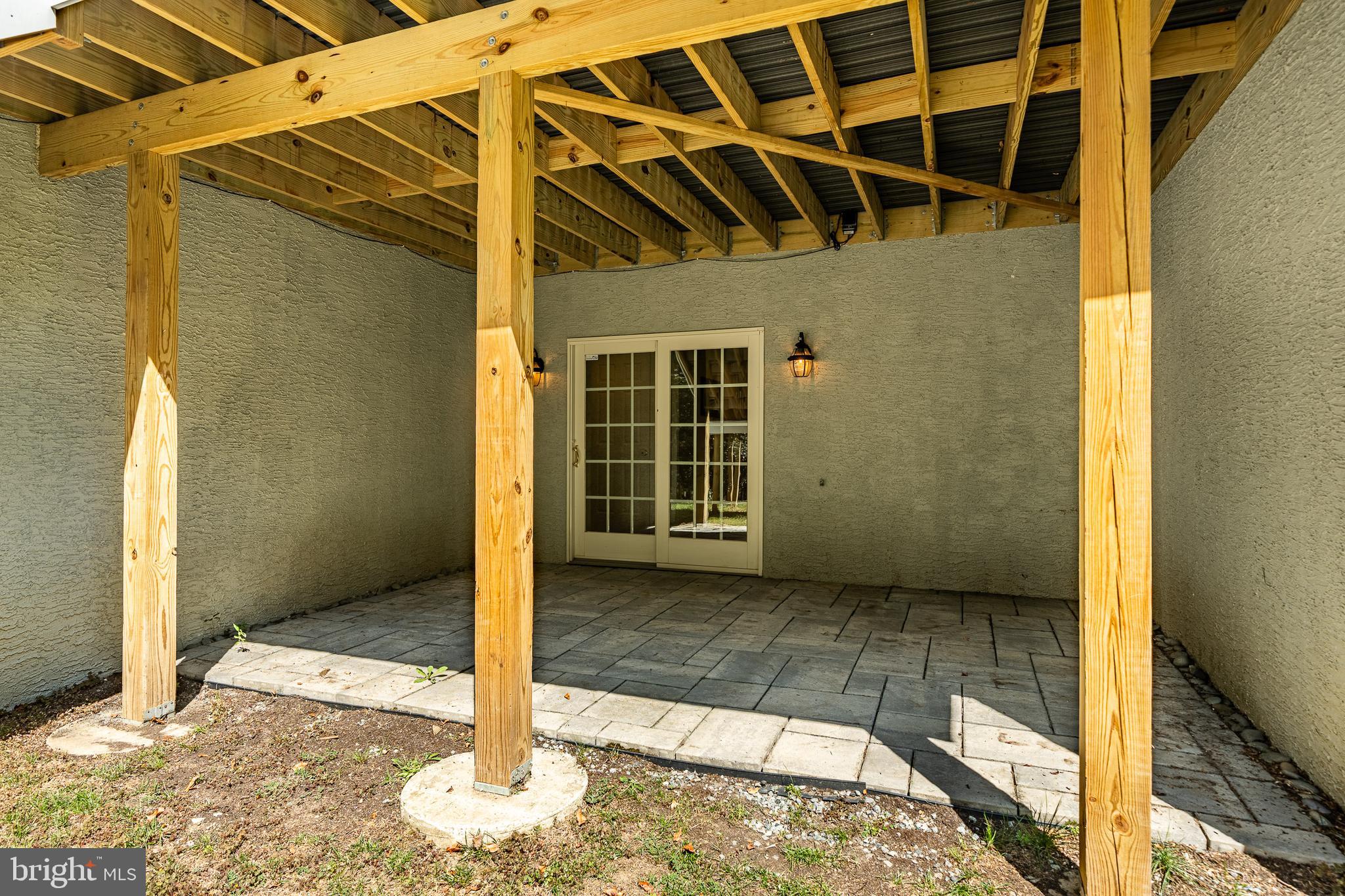 OAK HOLLOW - Residential