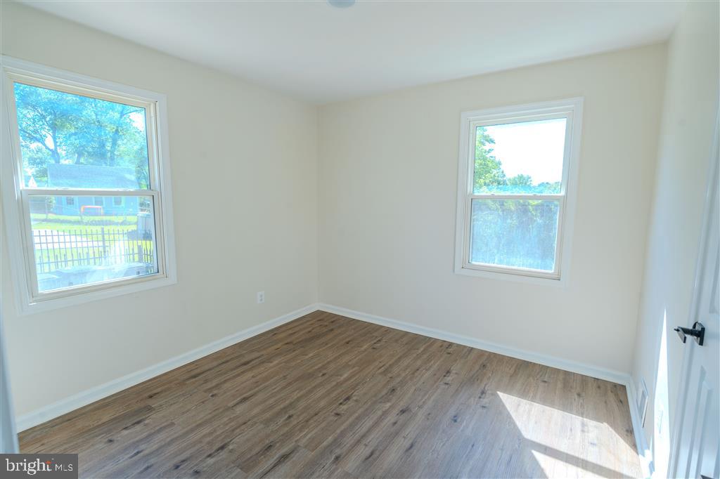 WHEATON HILLS - Residential