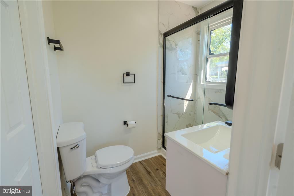 WHEATON HILLS - Residential