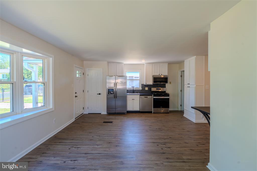 WHEATON HILLS - Residential